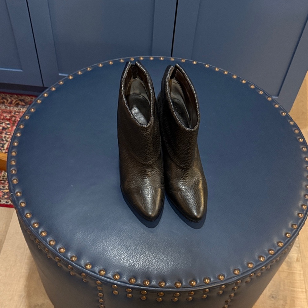 VINTAGE BANANA REPUBLIC BOOTIES Black Leather Ankle Boots